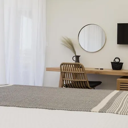 Anemelia Luxury * أرغوستولي