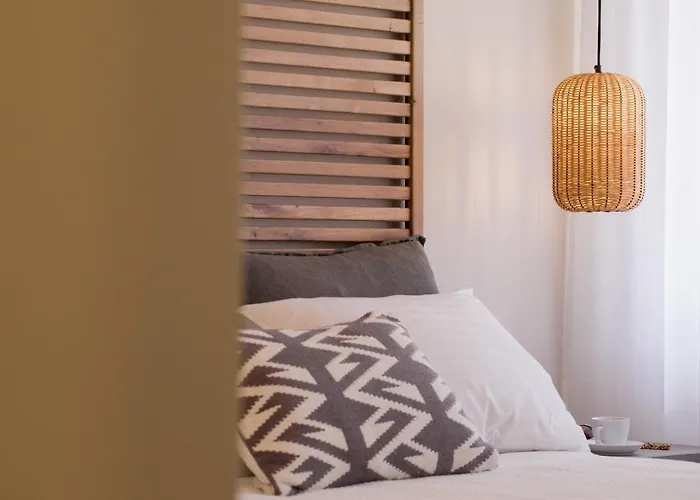 Anemelia Luxury * ארגוסטולי